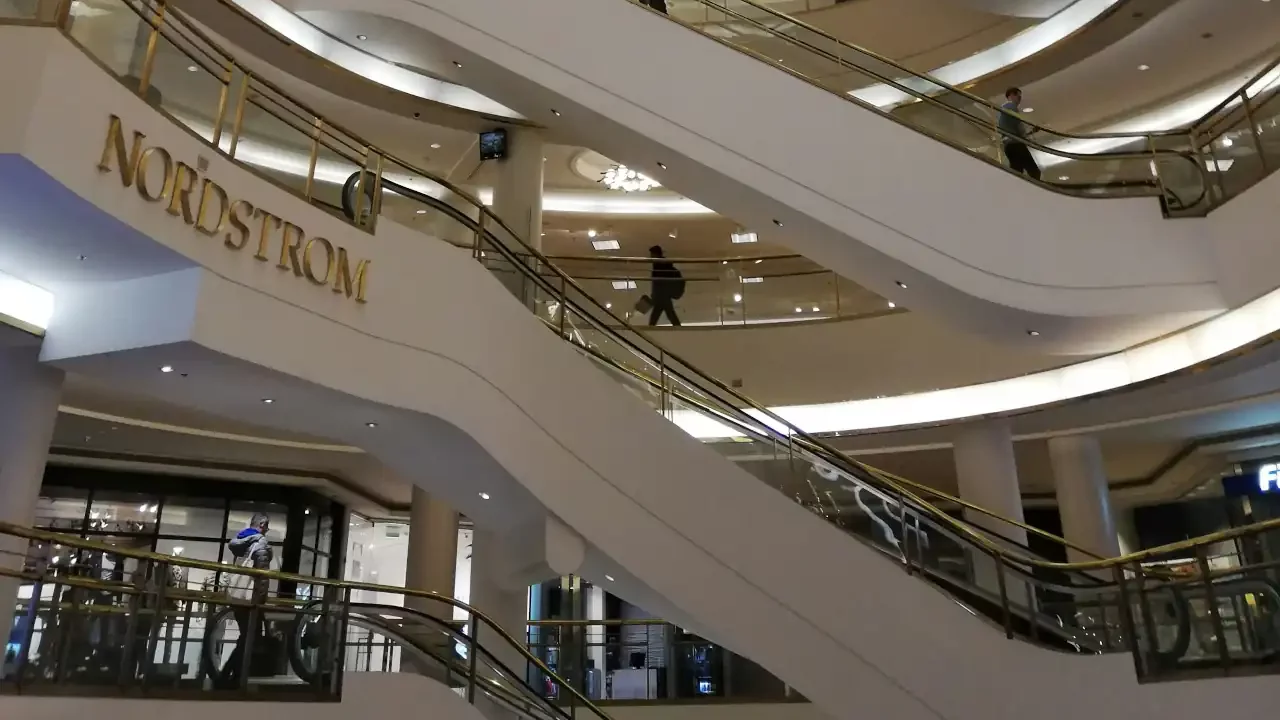 Liverpool cierra acuerdo definitivo para adquisición conjunta de Nordstrom de EU
