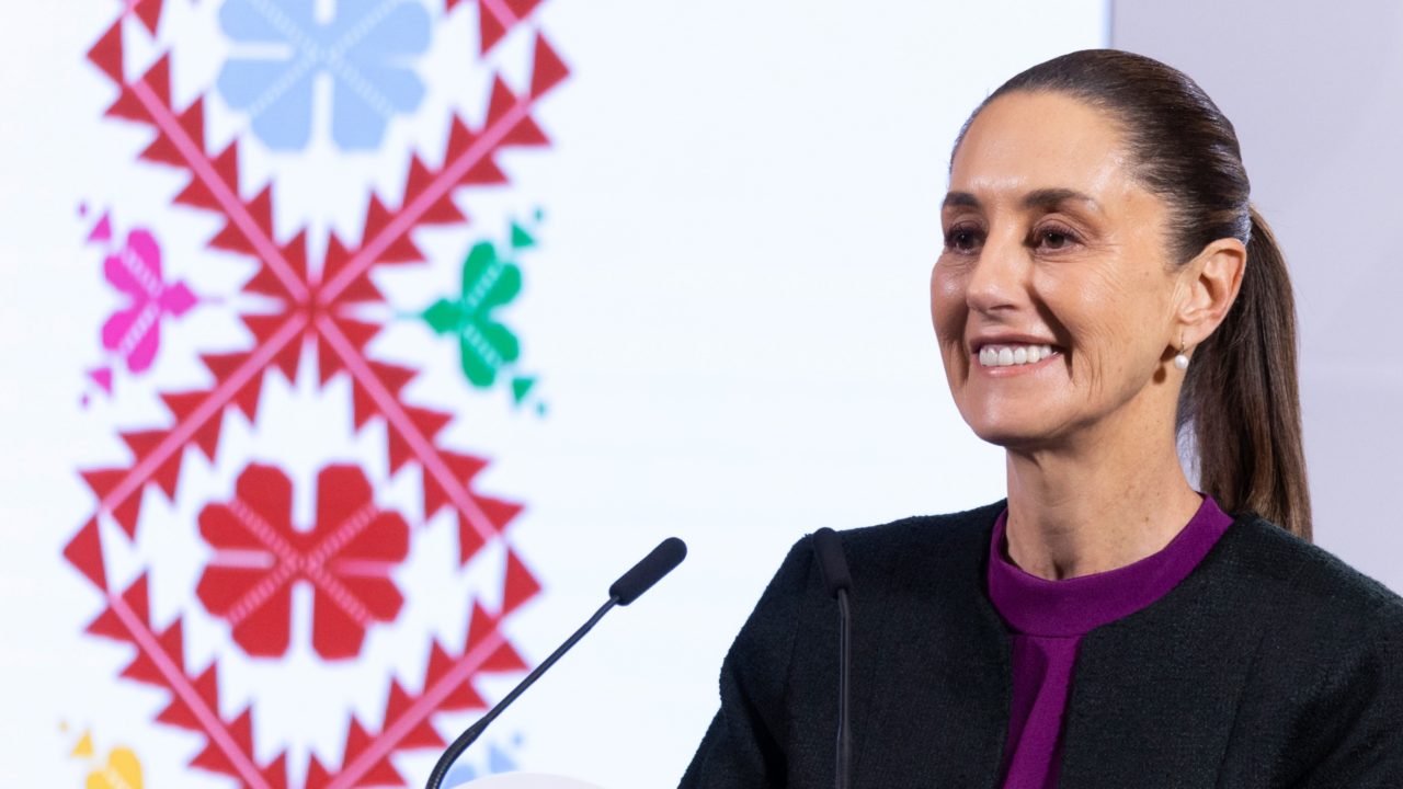 Sheinbaum defiende el lenguaje inclusivo para las mujeres ante aprobación de reforma constitucional