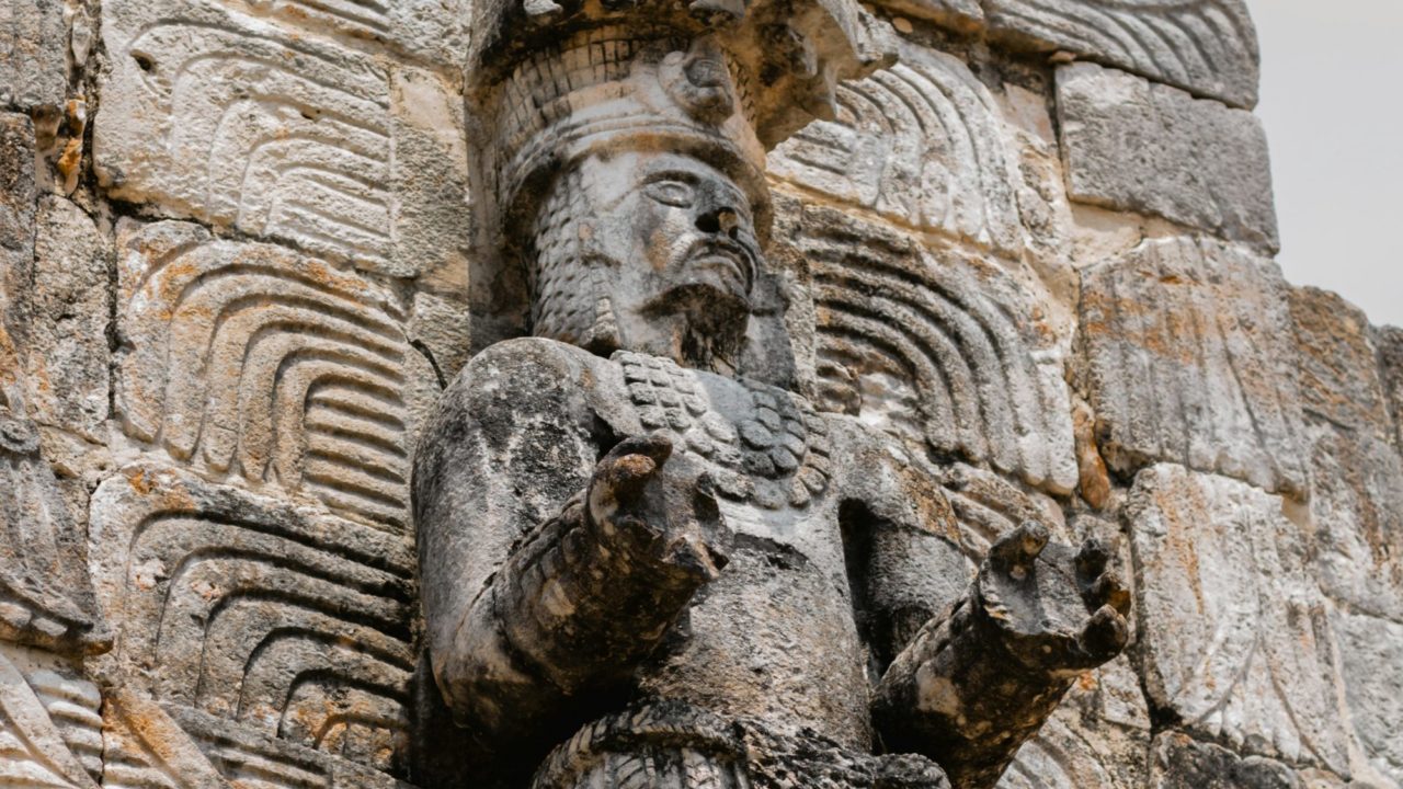 Expertos buscan preservar las ancestrales lenguas mayas con la ayuda de la IA