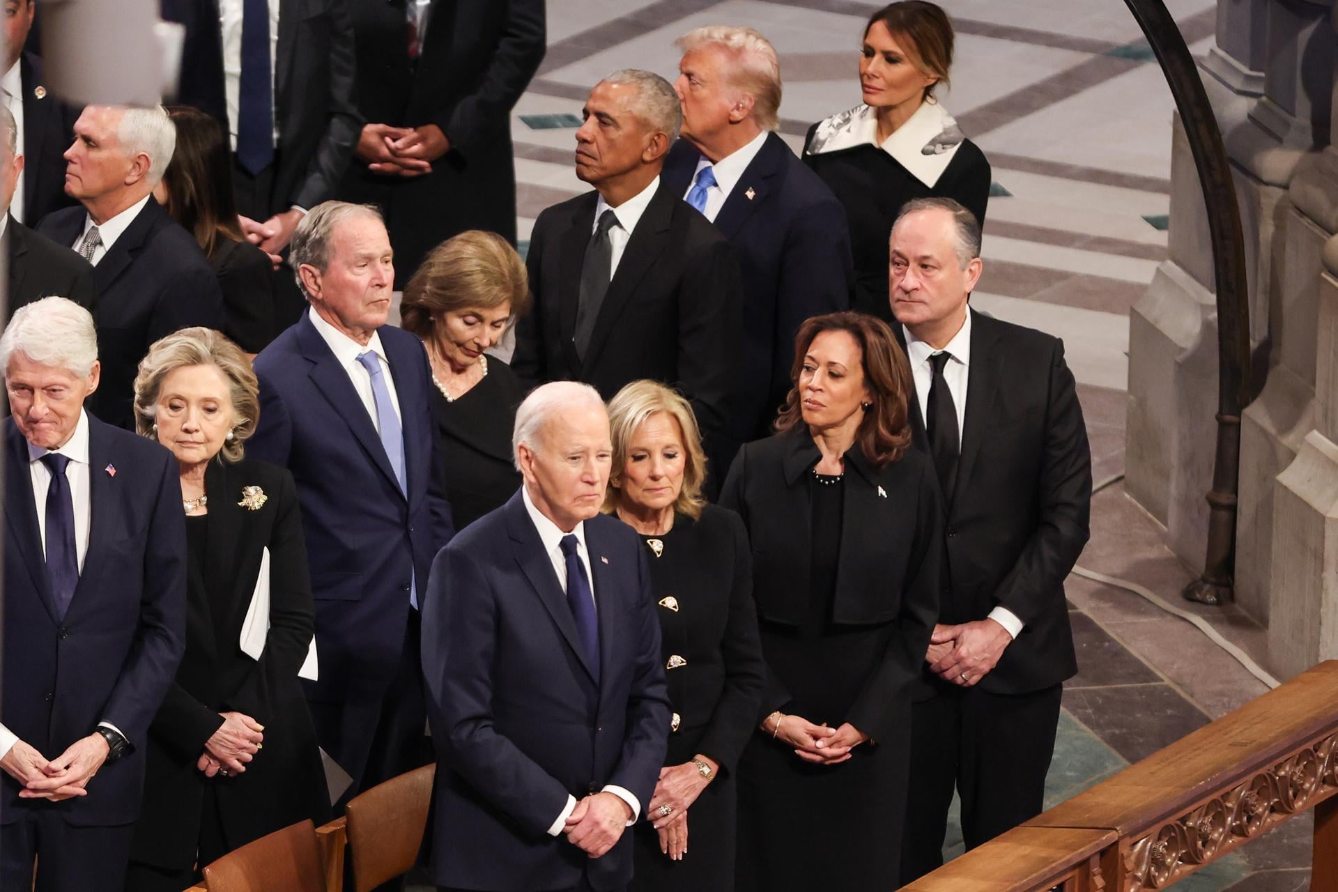 Trump muestra sintonía con Obama y se reencuentra con Harris en el funeral de Jimmy Carter