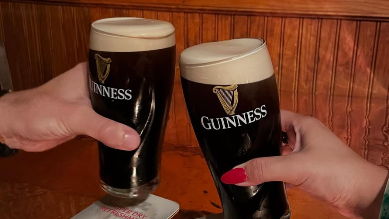 Diageo evalúa vender su marca de cerveza Guinness: Bloomberg News
