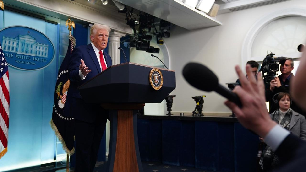Donald Trump: capitalización política de la manipulación emocional