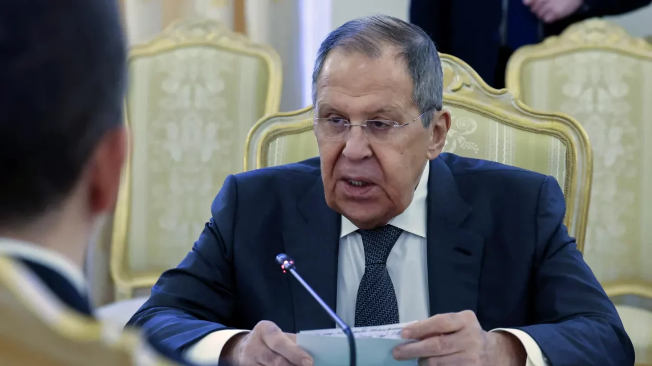 El Kremlin confirma que funcionarios de Trump y ministros rusos se reunirán mañana en Riad