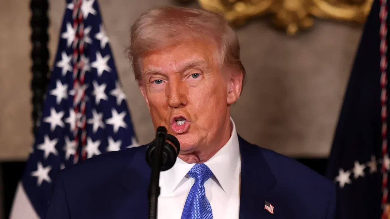 Trump publica extraño video de IA que promociona ‘Trump Gaza’ después de decir que EU debería apoderarse del territorio palestino