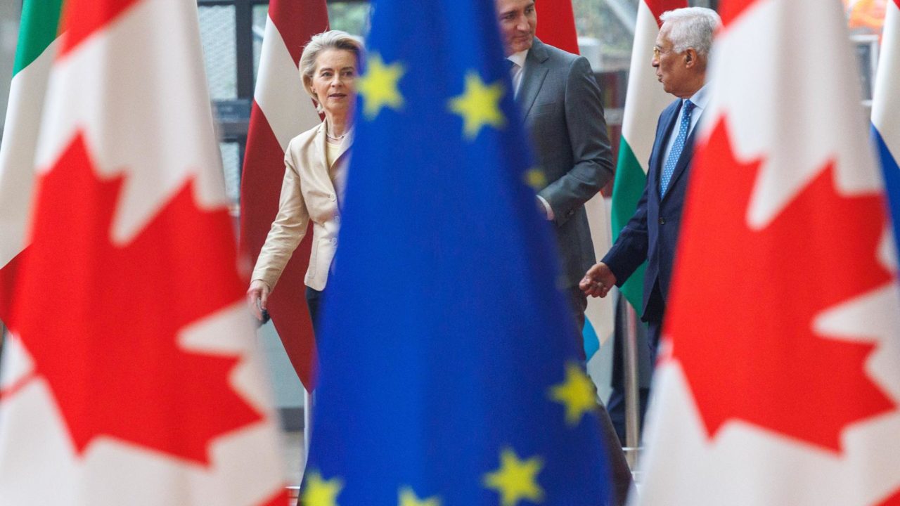 UE y Canadá defienden la firma de acuerdos comerciales sobre la imposición de aranceles