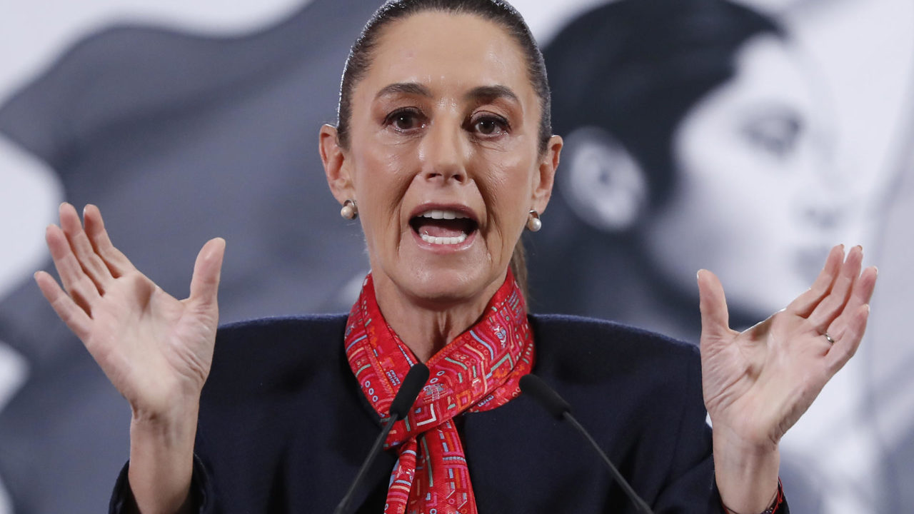 Sheinbaum pide esperar antes de reaccionar a los aranceles de Trump al acero y al aluminio