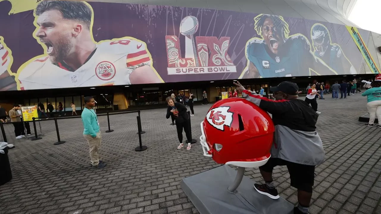 NFL cambia el mensaje de ‘End Racism’ por ‘Choose Love’ para el Super Bowl en Nueva Orleans