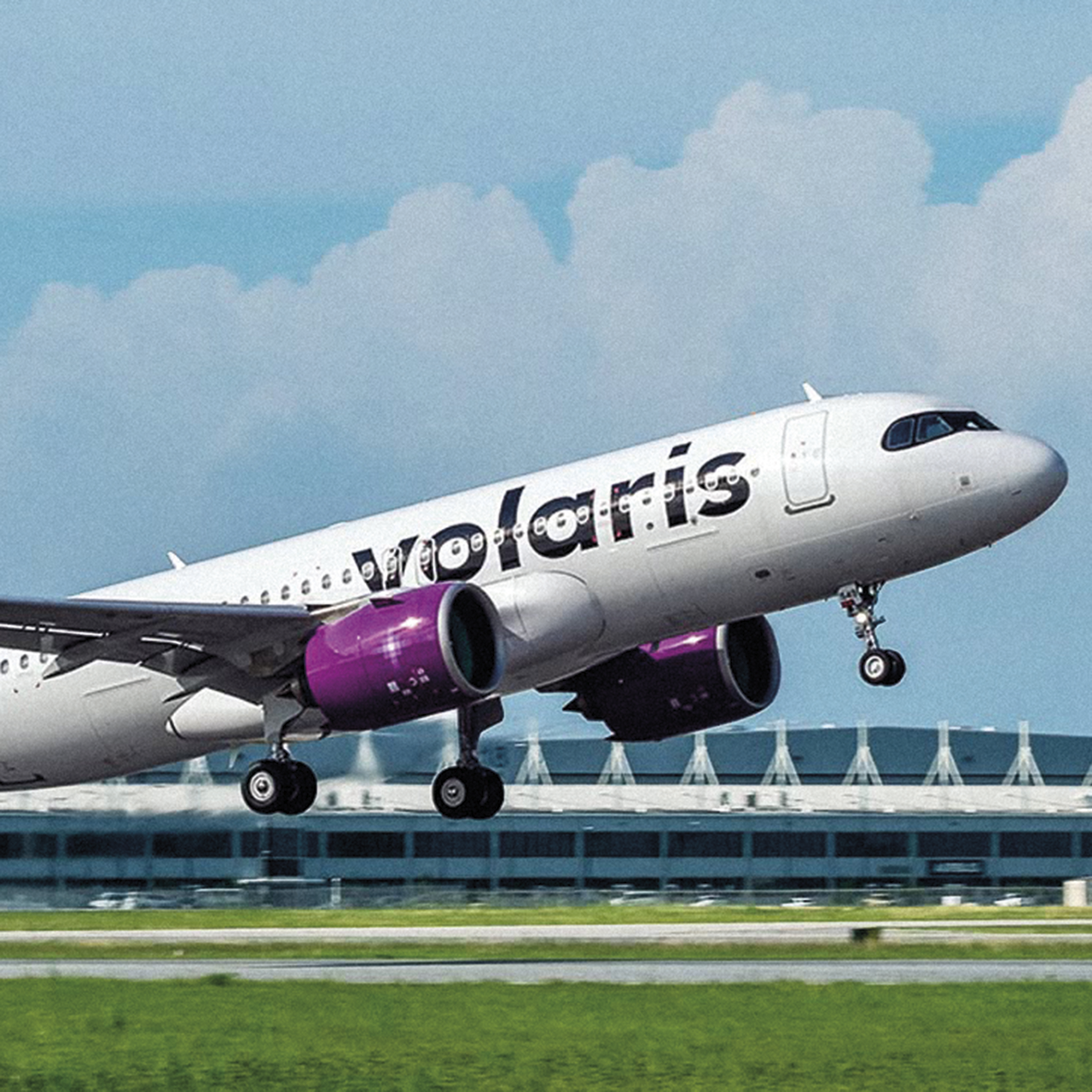 No es inconstitucional la operación de aviones y tripulación extranjera en Volaris: gobierno