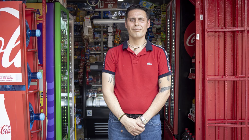 Luis Arreola García es dueño de Miscelánea Rosalba, ubicada en Querétaro. Foto: ©Angélica Escobar/Forbes México.