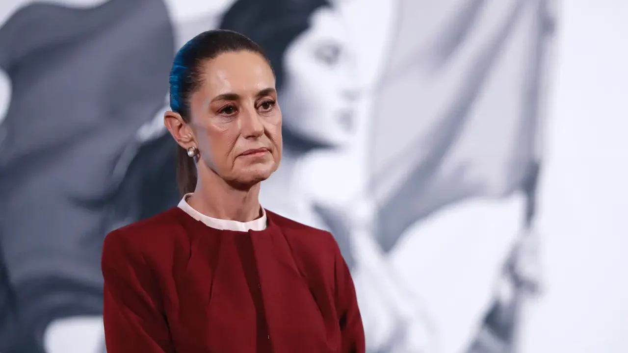 Sheinbaum no está ‘alarmada’ por posibles vuelos espía de EU, pero pedirá explicación