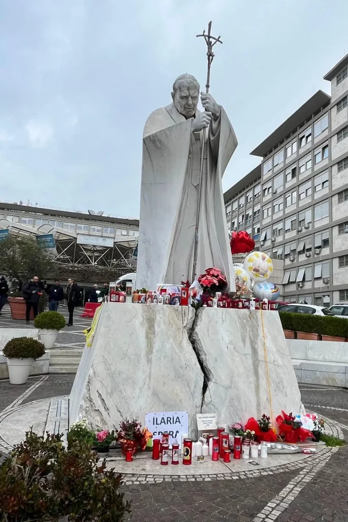 altar-Papa Francisco
