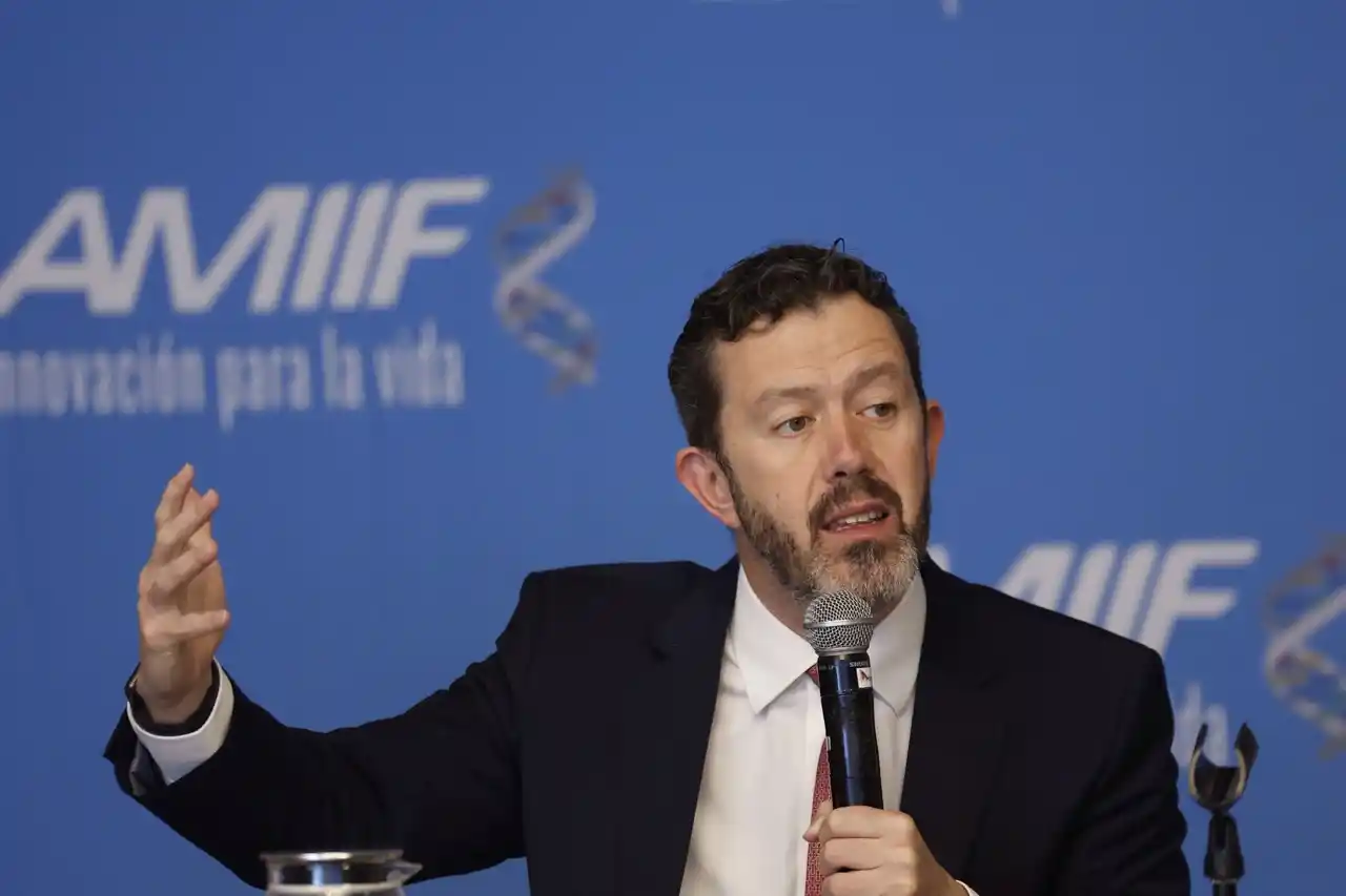 Farmacéuticos de México confían en que aranceles de Trump no afecten la industria