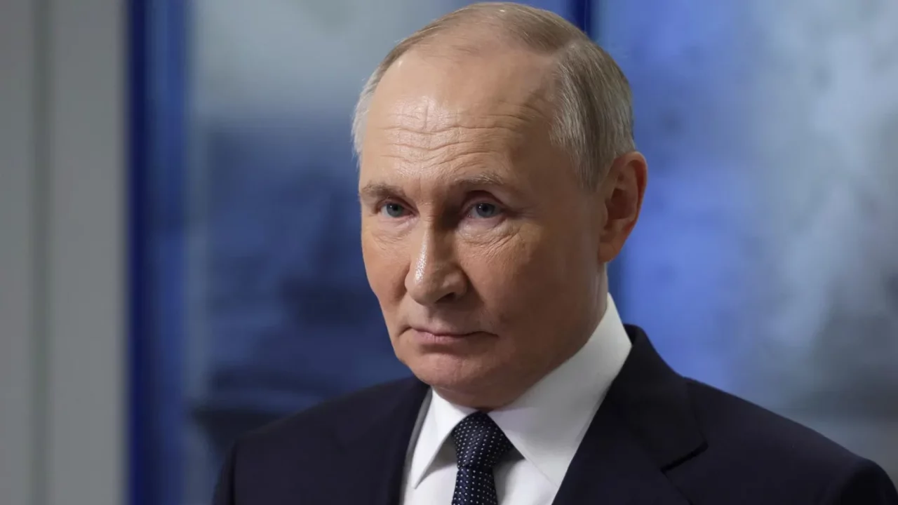Putin propone ‘administración temporal’ para Ucrania y ratifica ambiciones de Trump en Groenlandia