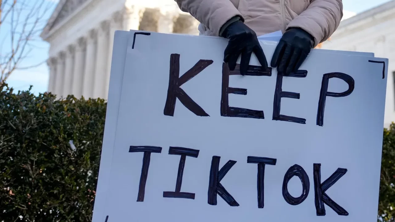 Lo que sabemos sobre el acuerdo de Trump con TikTok: informes sugieren que Oracle podría asumir un papel principal