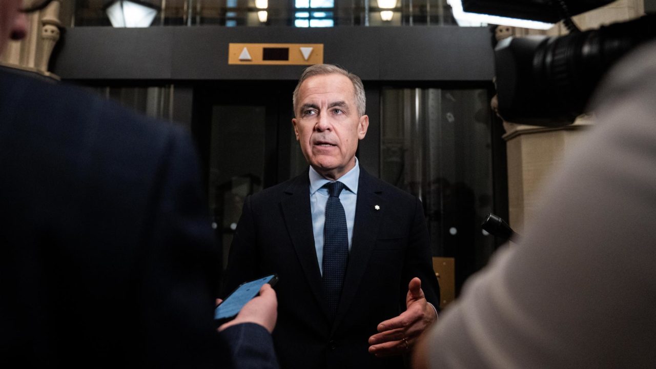 Mark Carney, juramentado como primer ministro canadiense, ahora debe enfrentar a Trump