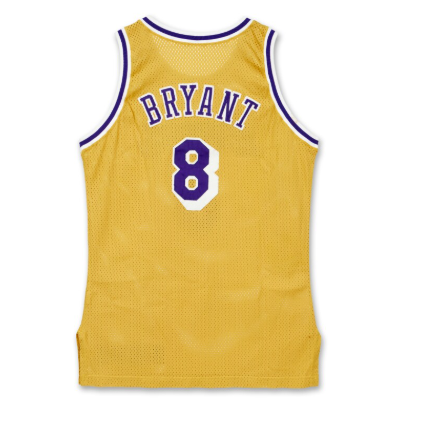 subasta camiseta Bryant