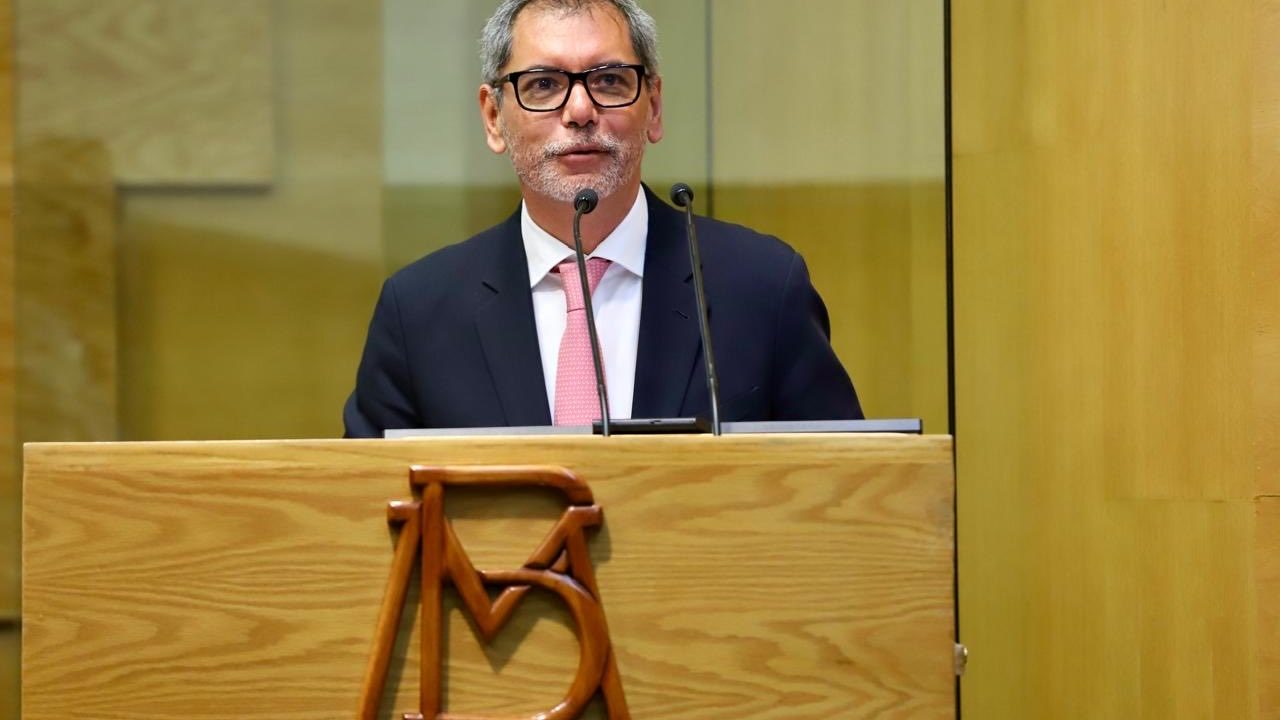 Nuevo secretario de Hacienda, Edgar Amador, promete política fiscal responsable ante adversidades