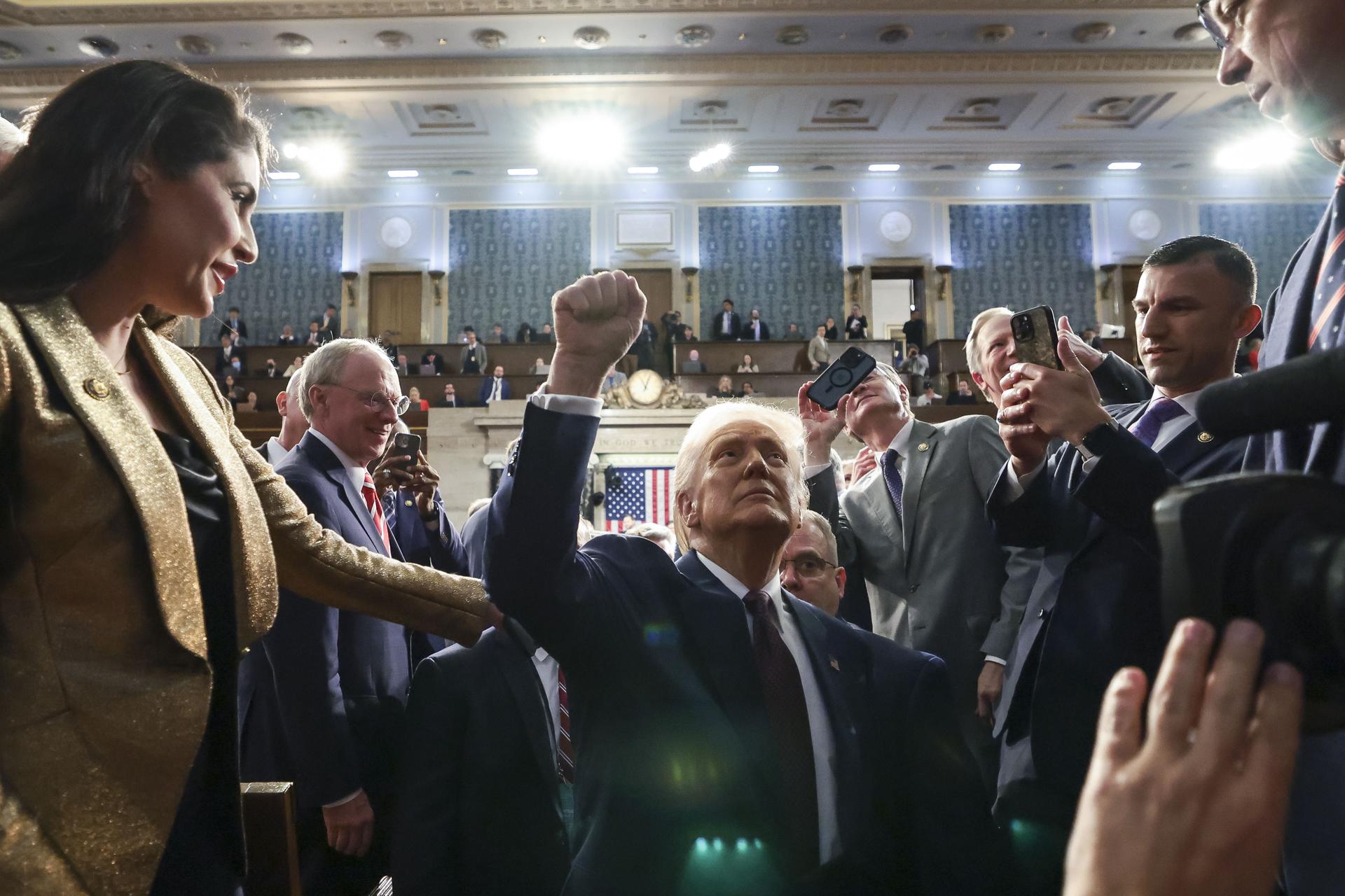 Un combativo Trump declara que ‘Estados Unidos ha vuelto’