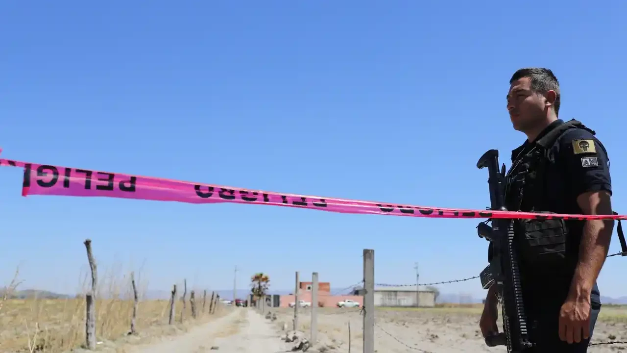 ‘Un circo’ la visita a Rancho Izaguirre, critican familiares de desaparecidos