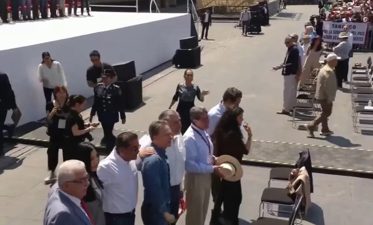 Columna Deadline: Estos morenistas estaban papaloteando mientras pasaba Sheinbaum