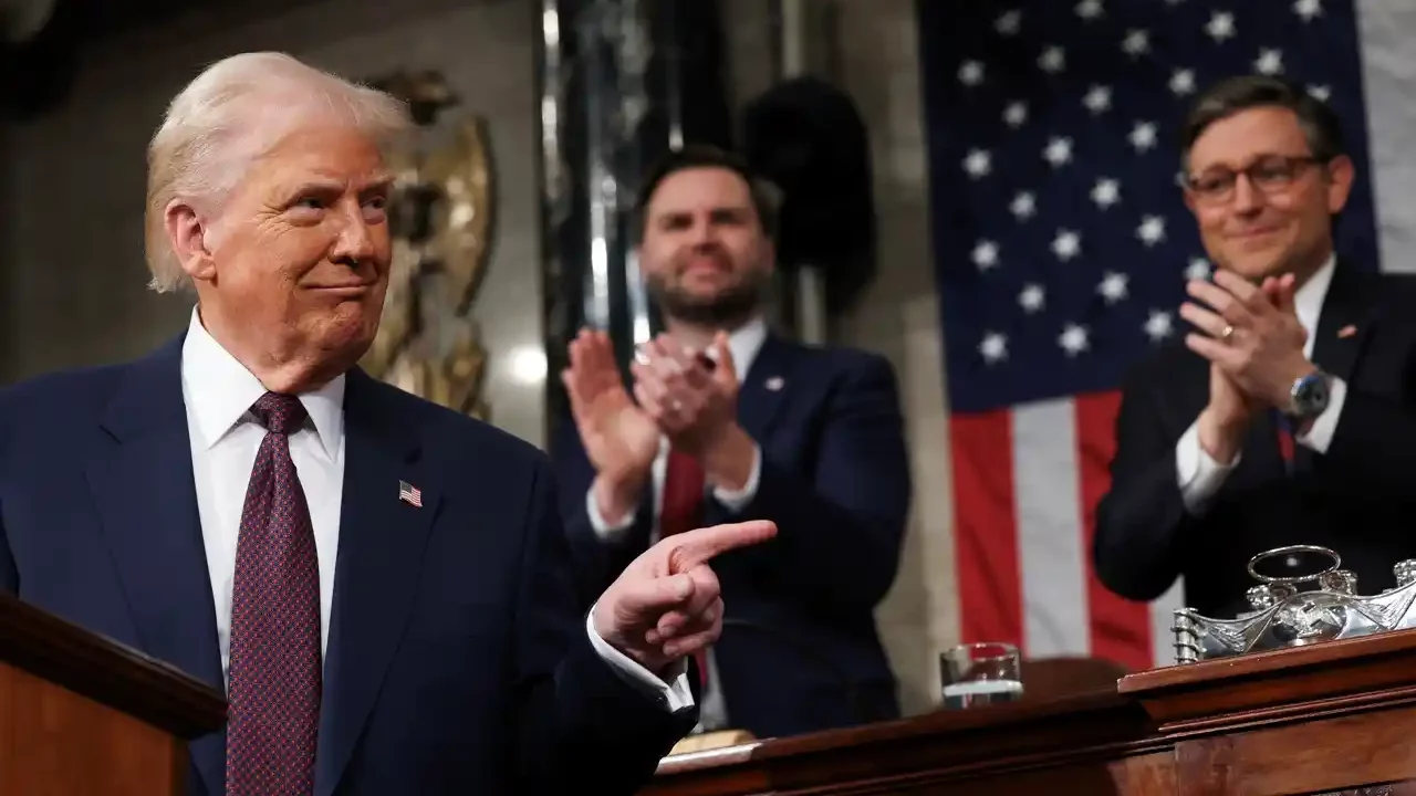 Congresistas comienzan a recibir archivos del caso Epstein de manos del Gobierno Trump