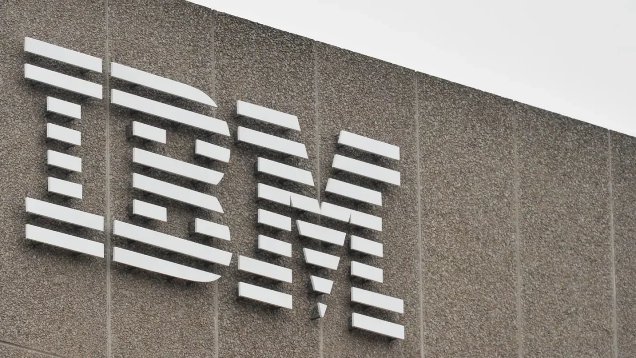 Según informes, IBM da marcha atrás en sus políticas de diversidad, citando ‘tensiones inherentes’: Estas son las empresas que retoman sus programas DEI