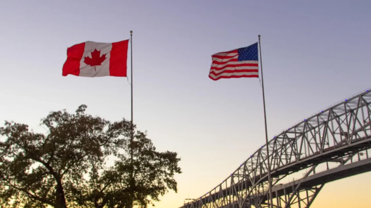 Empresas canadienses diversifican comercio ante guerra de aranceles con EU, pero enfrentan límites