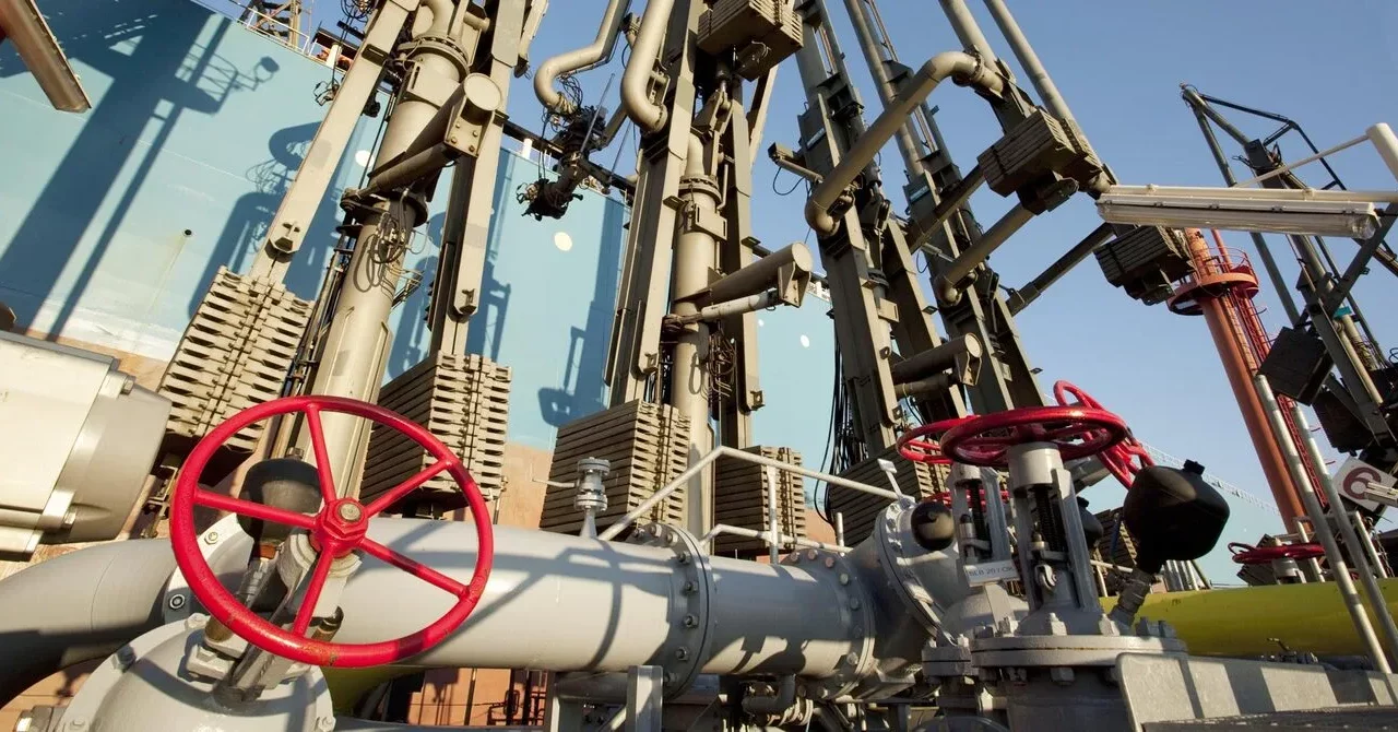 La guerra comercial entre China y EU remodela el comercio mundial del gas y sus perspectivas