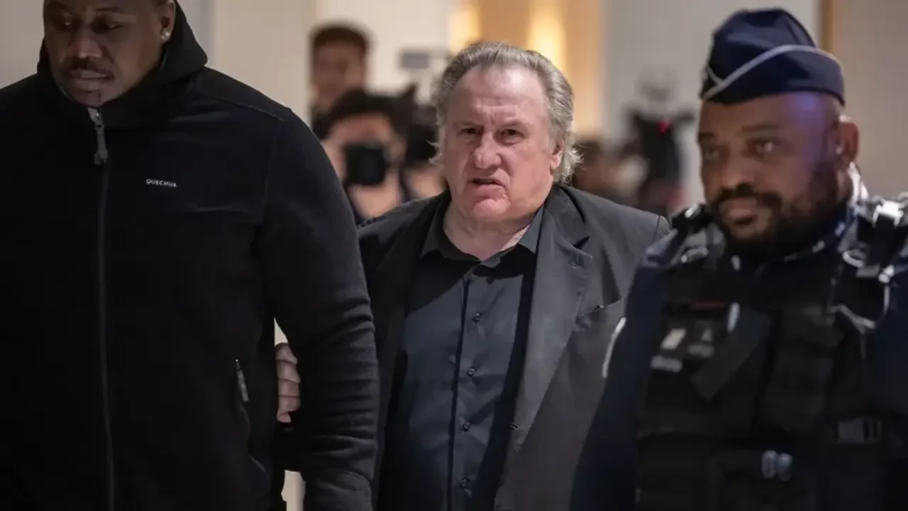 Gérard Depardieu, icono del cine francés, es condenado por agresión sexual en un rodaje