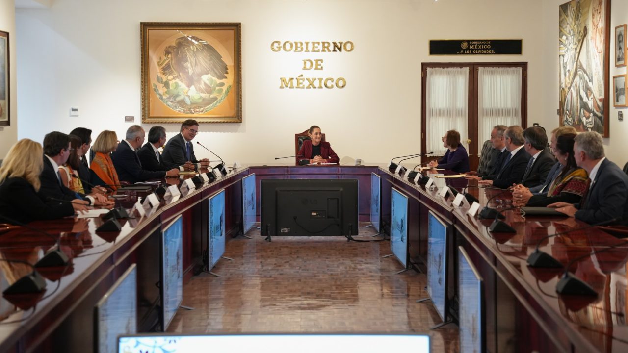 Sheinbaum se reúne con la presidenta de Americas Society Council of the Americas y empresarios