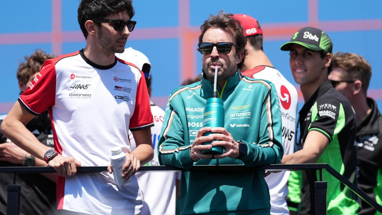 ‘Nunca puedes descartar a Verstappen, aunque McLaren seguramente sea más favorito’: Alonso