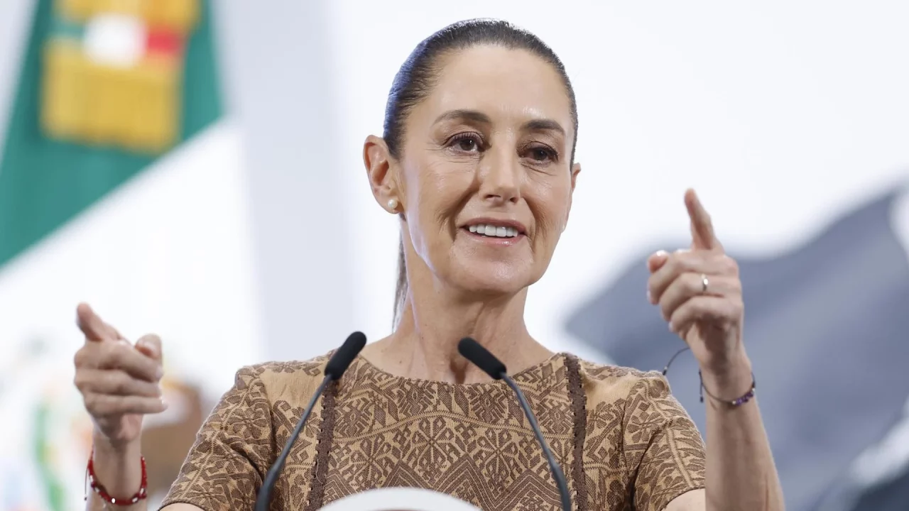Sheinbaum asegura que invitará al papa León XIV a México