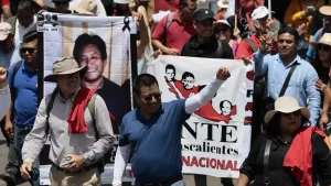 CNTE-huelga-mundial-diálogo