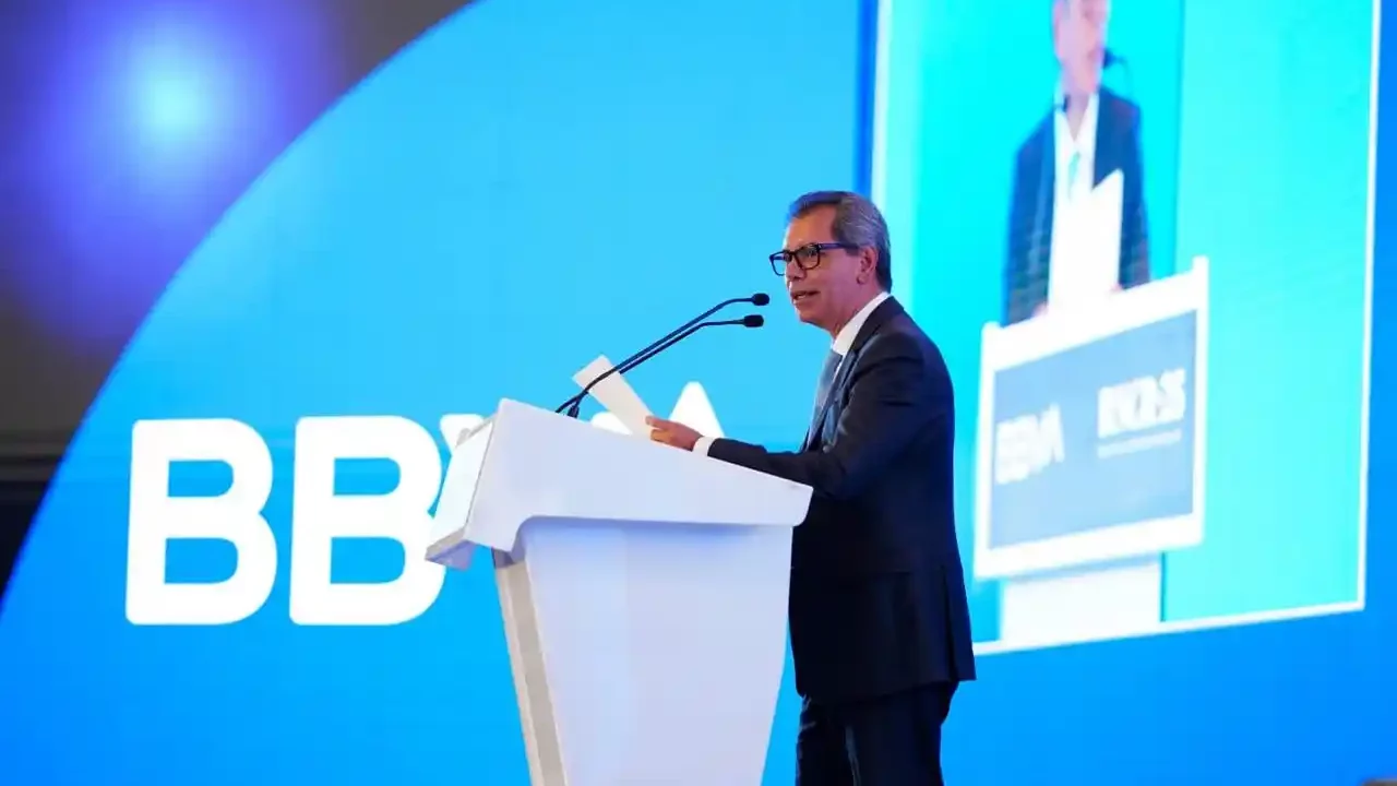 Impacto de impuesto a remesas equivaldría al 3% del PIB: Hacienda