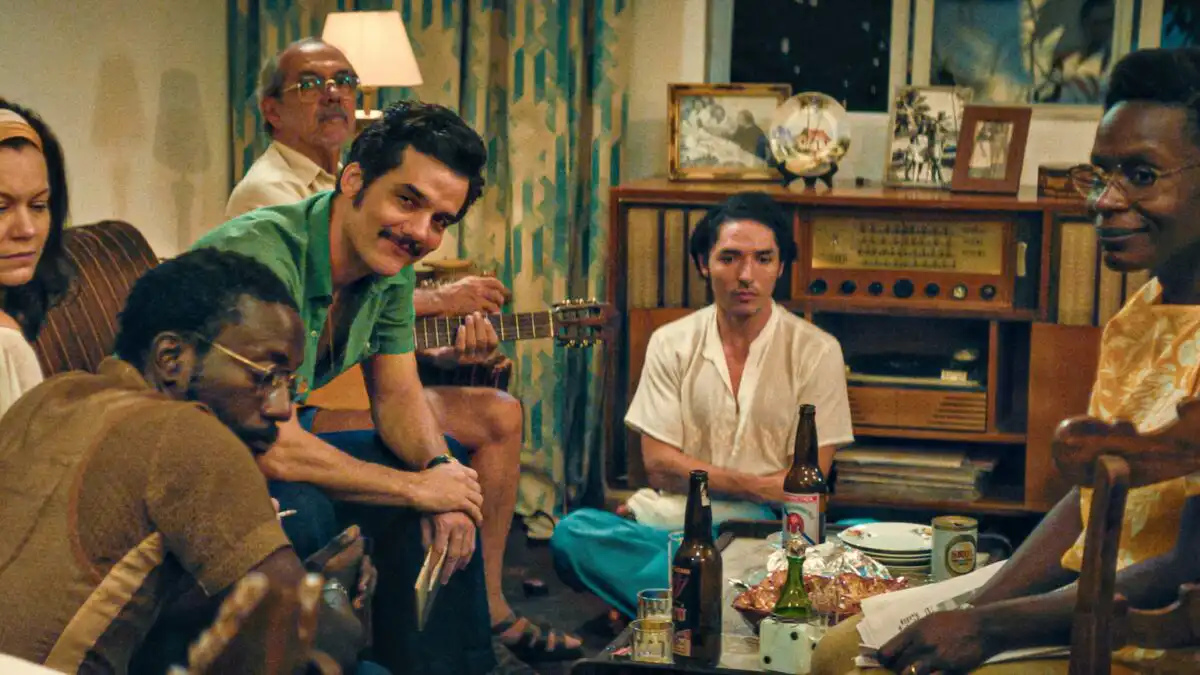 Película de Cannes ambientada en la dictadura brasileña tiene ecos en el presente, afirma su director