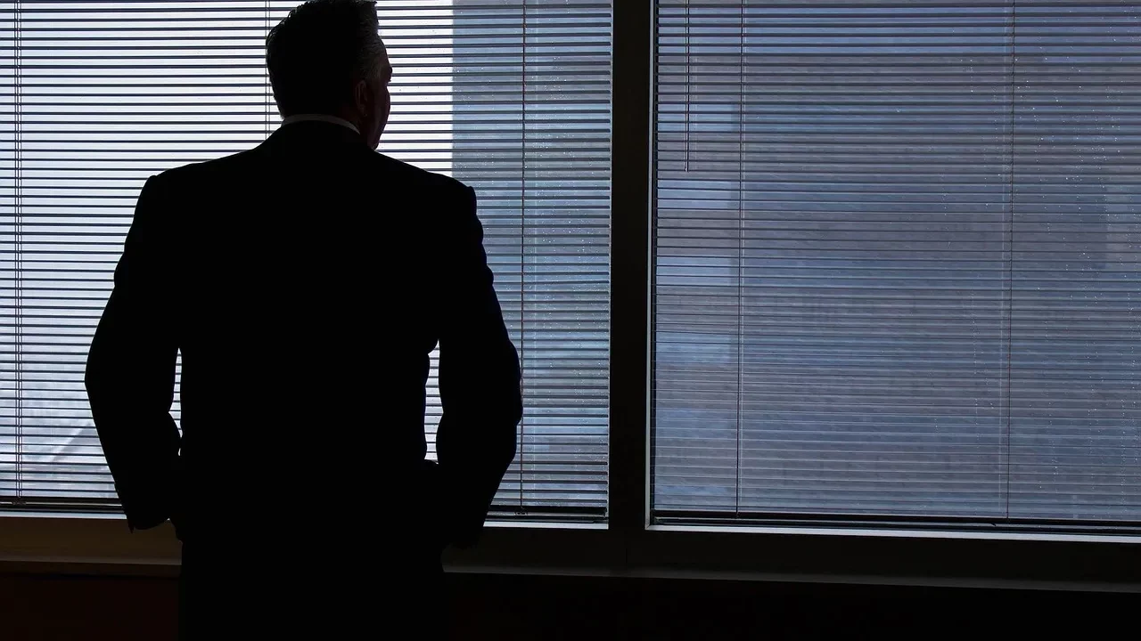 El arte de tomar decisiones sabias: Un camino hacia el éxito empresarial