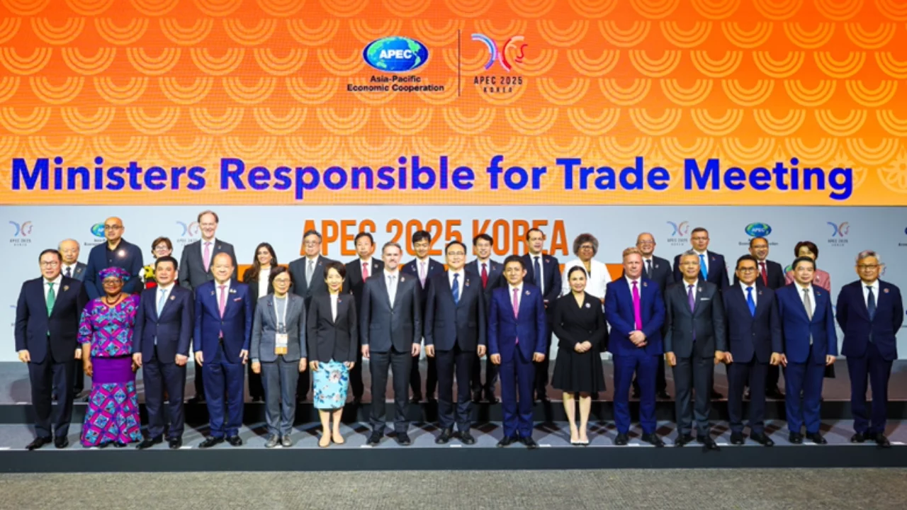 Aranceles de EU centran la atención en la reunión comercial de la APEC