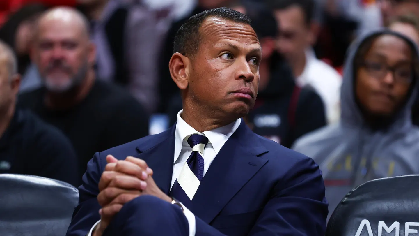NBA aprueba la venta de los Minnesota Timberwolves por 1,500 mdd al grupo de Alex Rodríguez tras una disputa