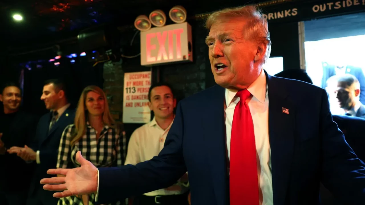 Trump vendió en secreto su participación en una empresa de criptomonedas: documento