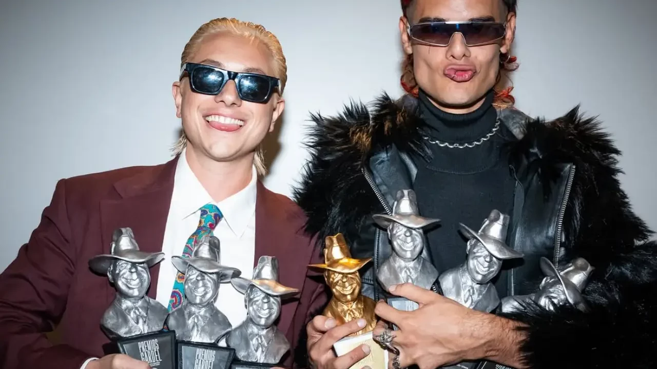 Ca7riel & Paco Amoroso arrasan en los Premios Gardel, consolidándose como referentes del pop urbano argentino y del mundo