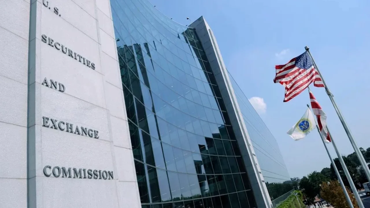 La Comisión de Bolsa y Valores de Estados Unidos nombra nuevos jefes de división