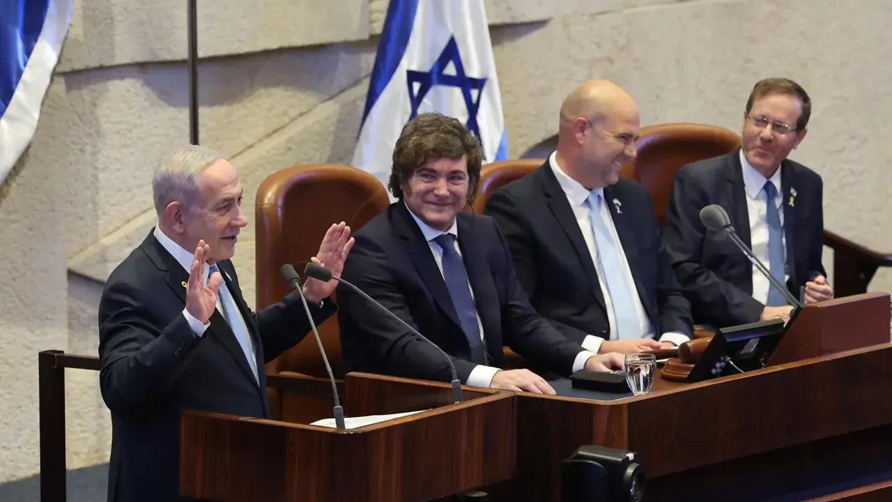 ‘Gracias por apoyarnos en la batalla contra las fuerzas de la oscuridad’: Netanyahu elogia respaldo de Milei a Israel