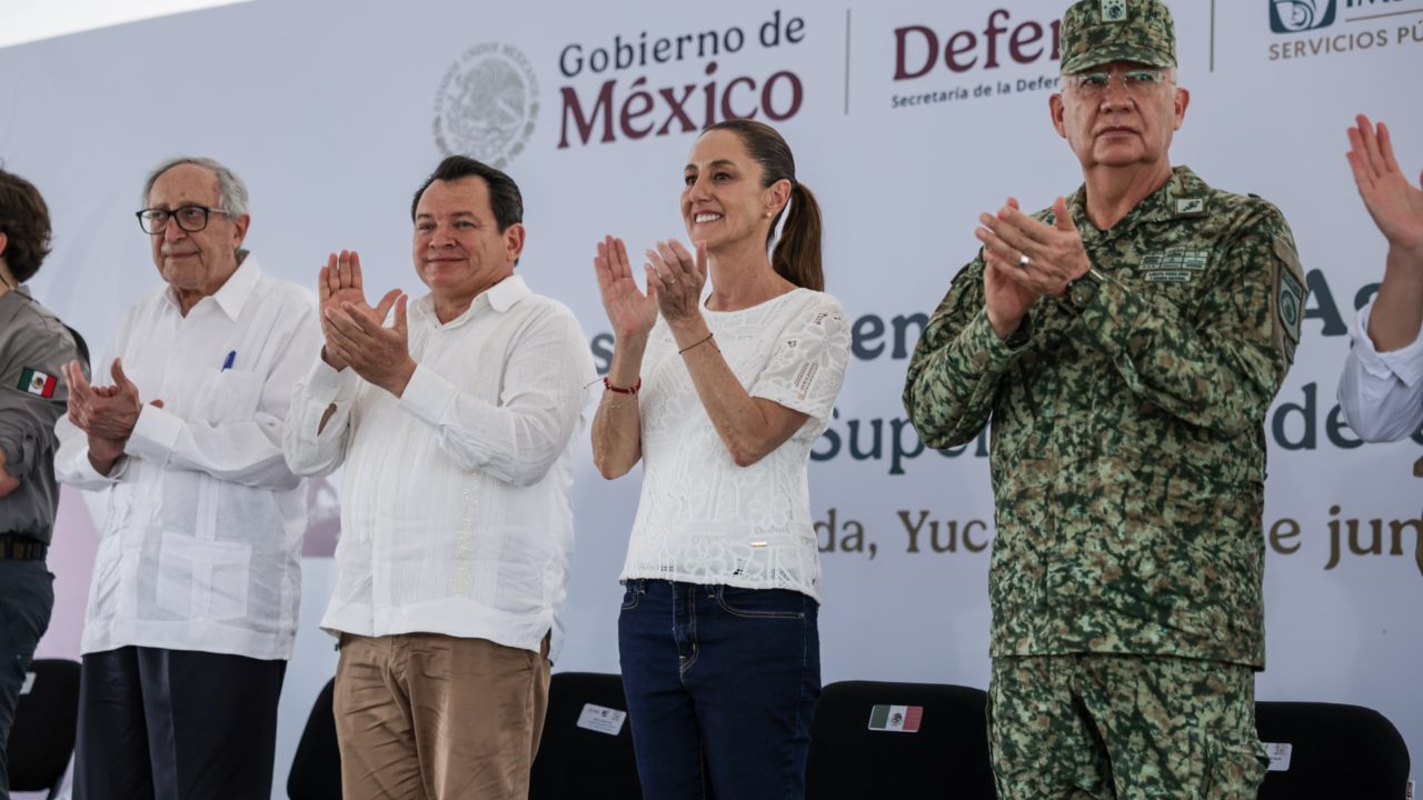 Supervisan obras del hospital más grande del sureste; será inaugurado en diciembre