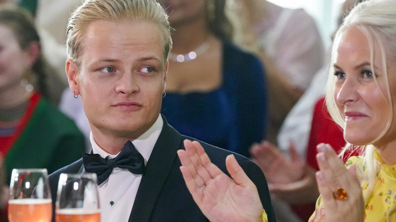 Imputan a hijo de princesa de Noruega por 23 delitos, 3 de ellos son violaciones