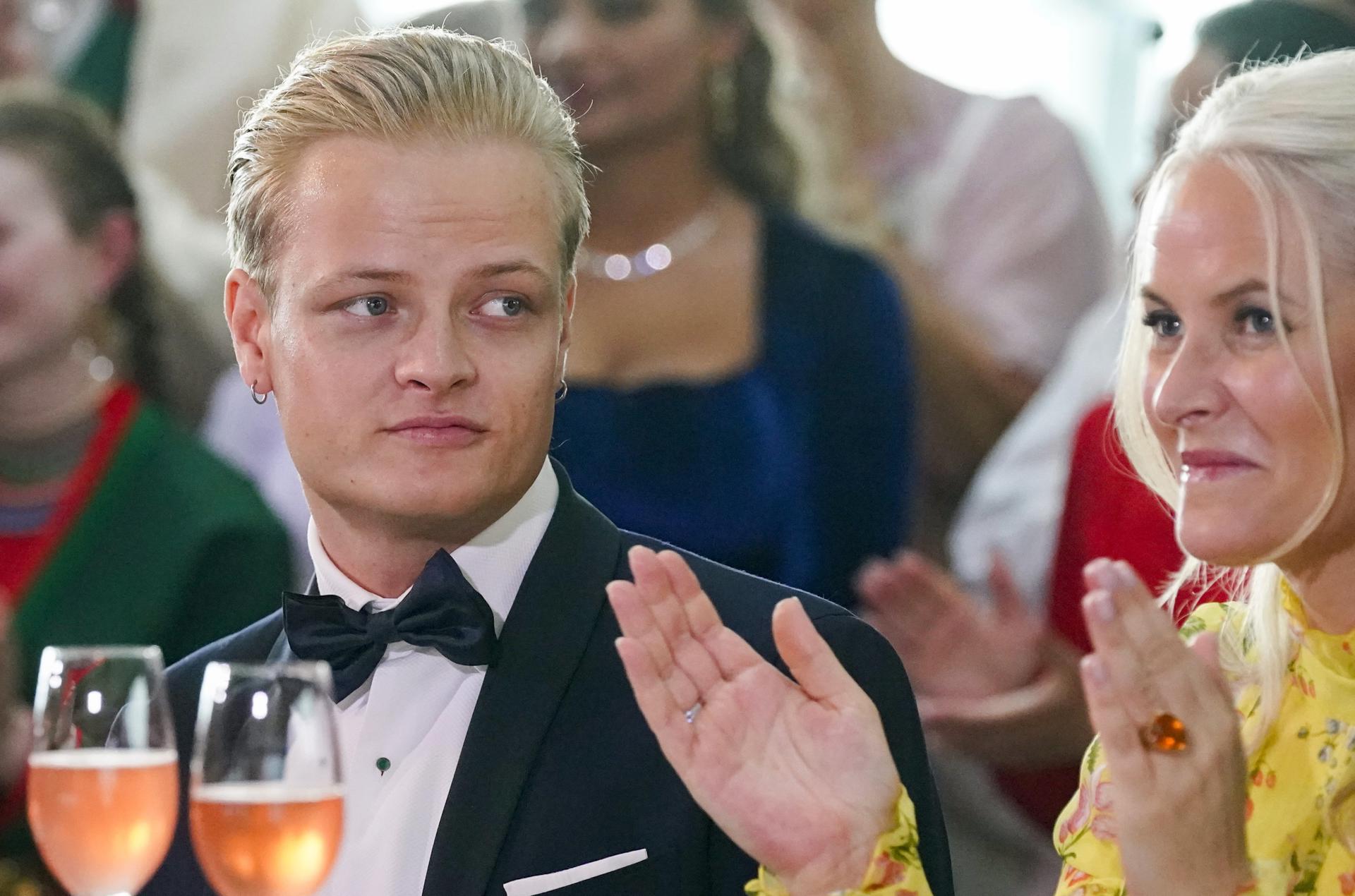 Imputan a hijo de princesa de Noruega por 23 delitos, 3 de ellos son violaciones