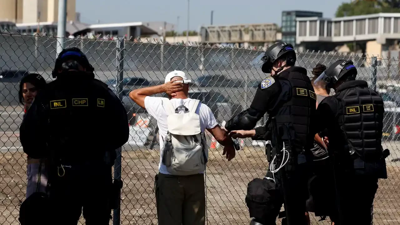 Trump promete decreto migratorio sobre trabajadores agrícolas y hoteleros