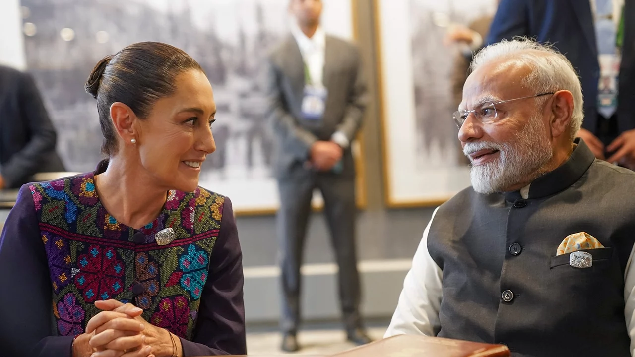 Sheinbaum habla en el G7 con el primer ministro de India sobre cooperación y Sur Global
