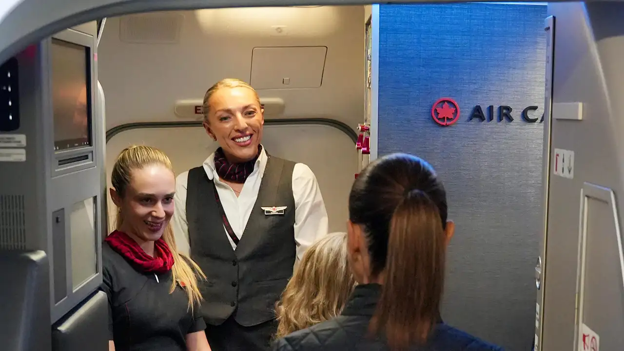 La presidenta Claudia Sheinbaum ha gastado 4 millones 302 mil pesos en vuelos clase turista