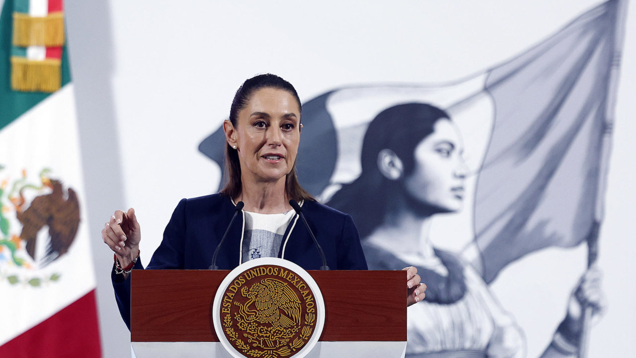 Sheinbaum promete proteger ‘el trabajo y la voz’ de los actores de doblaje ante auge de la IA