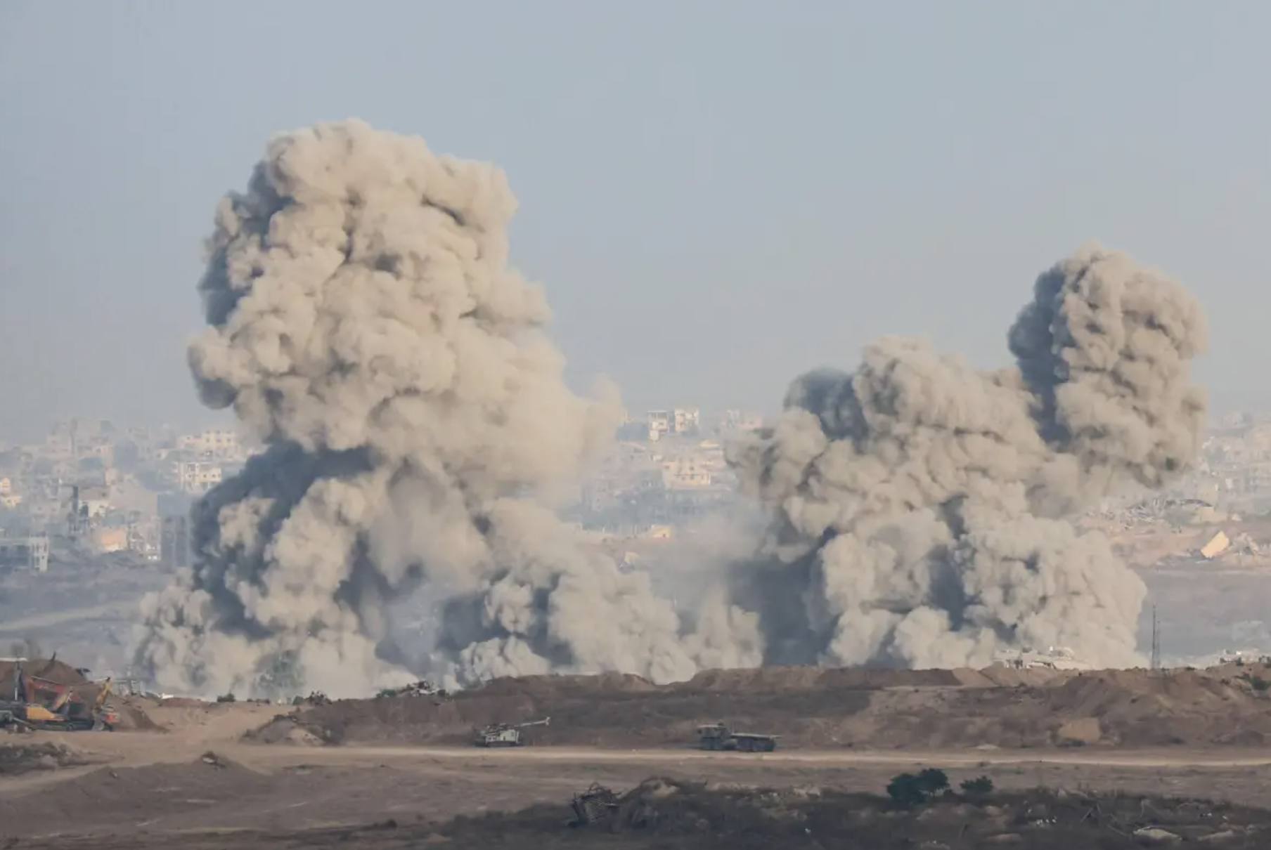 Crímen de guerra: Israel bombardea la única iglesia católica de Gaza; registran 4 muertos y decena de heridos